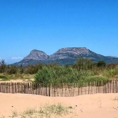 The In Estartit Has 3 Bedrooms